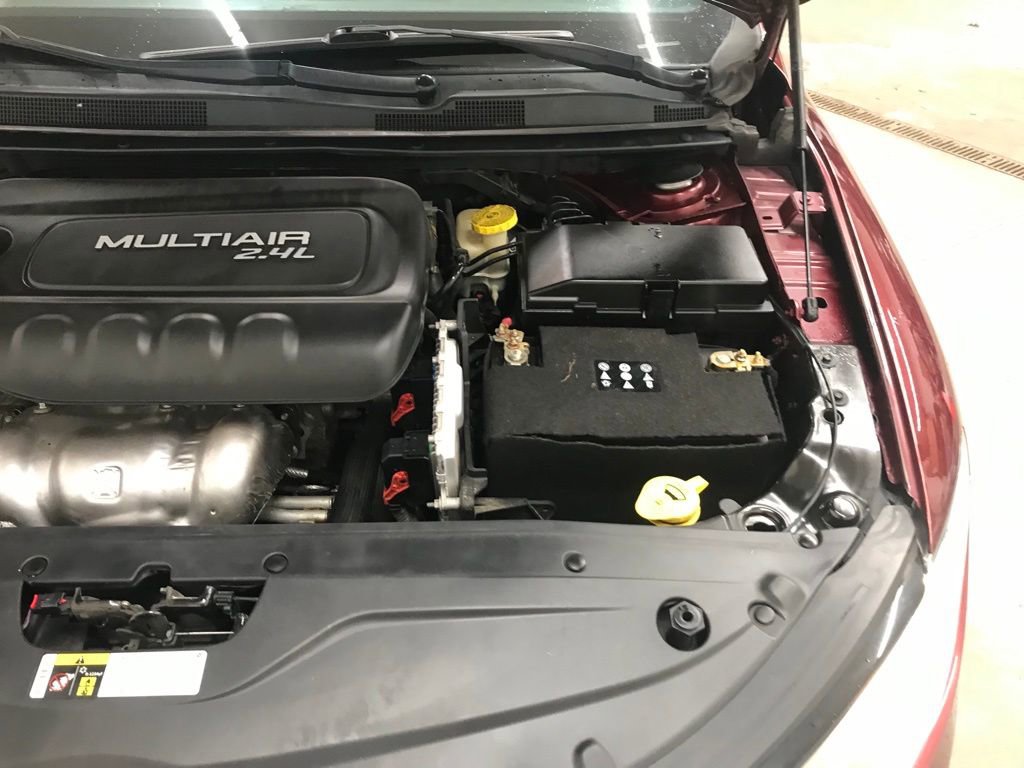 Used 2016 Chrysler 200 S w/ Navigation & Sound Group I image 37