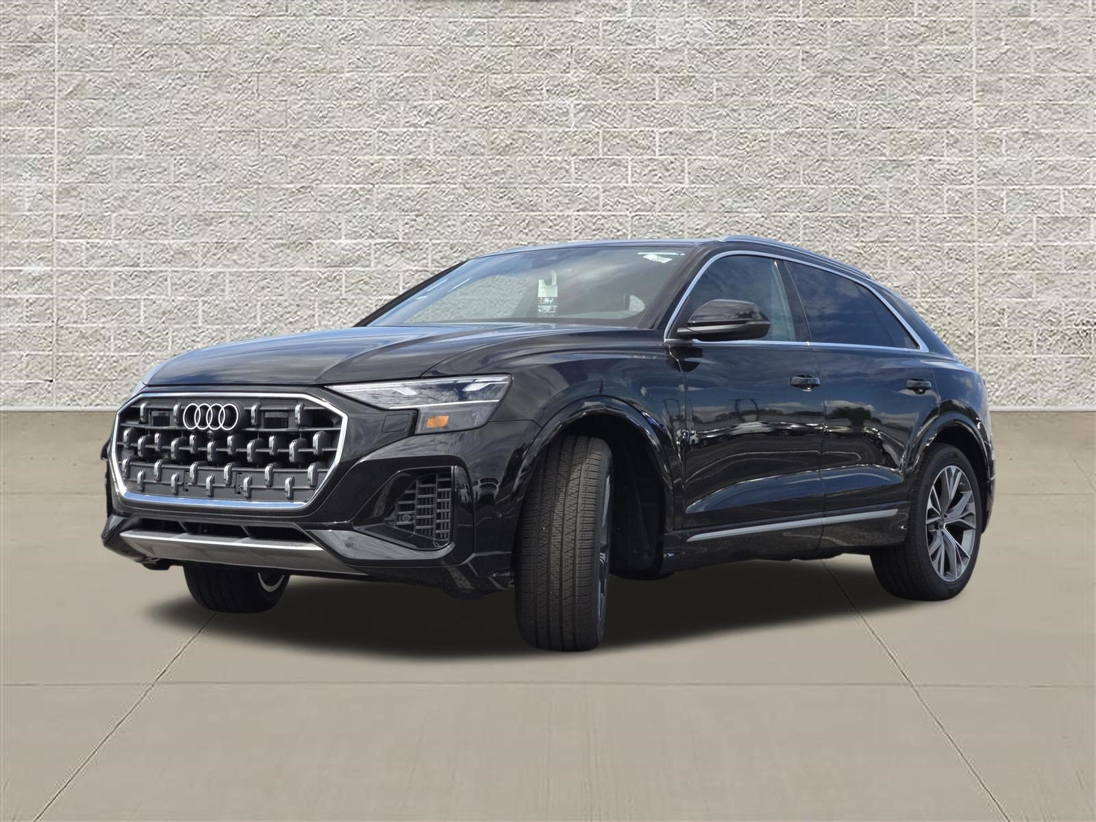 New 2026 Audi Q8 Premium Plus AWD/4WD image 3