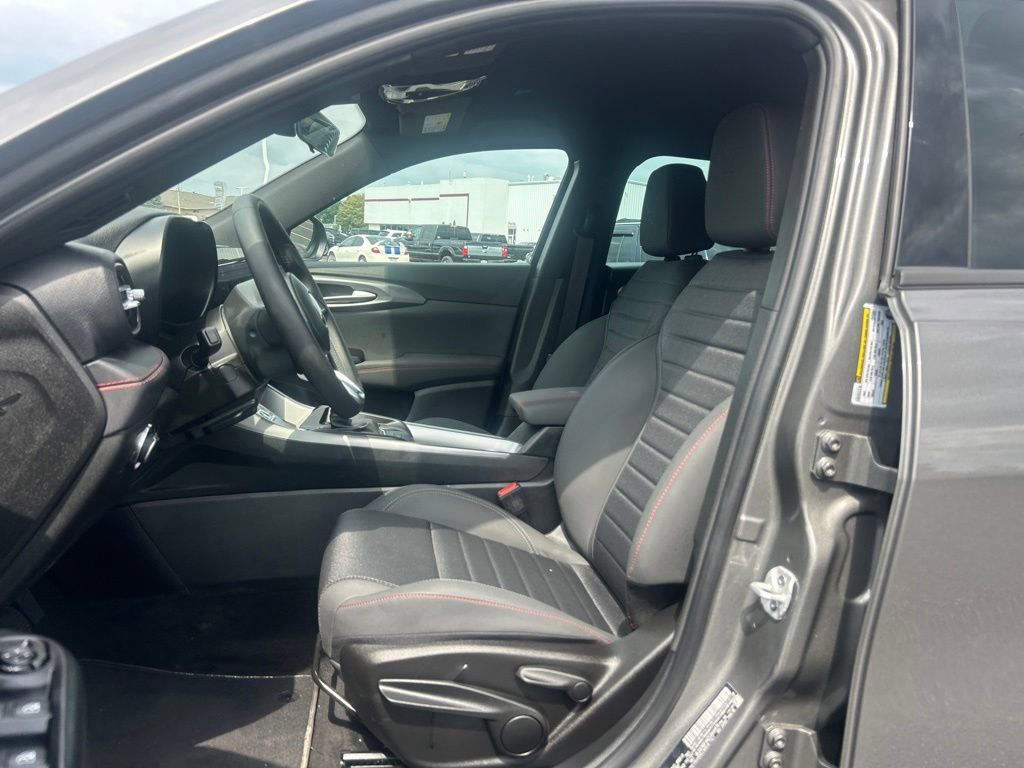 Used 2025 Dodge Hornet GT AWD/4WD image 5