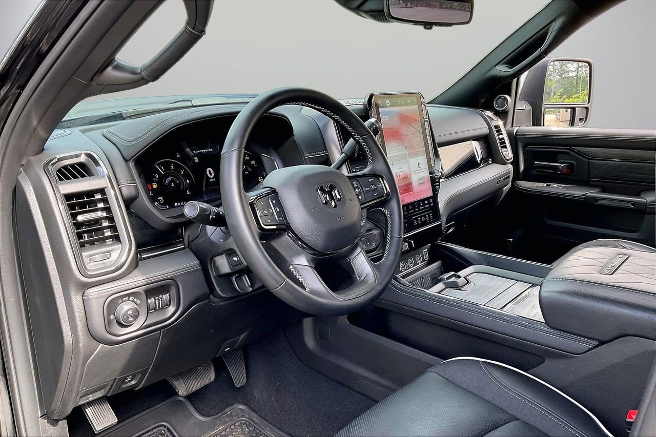 Used 2026 RAM 3500 Limited AWD/4WD image 21