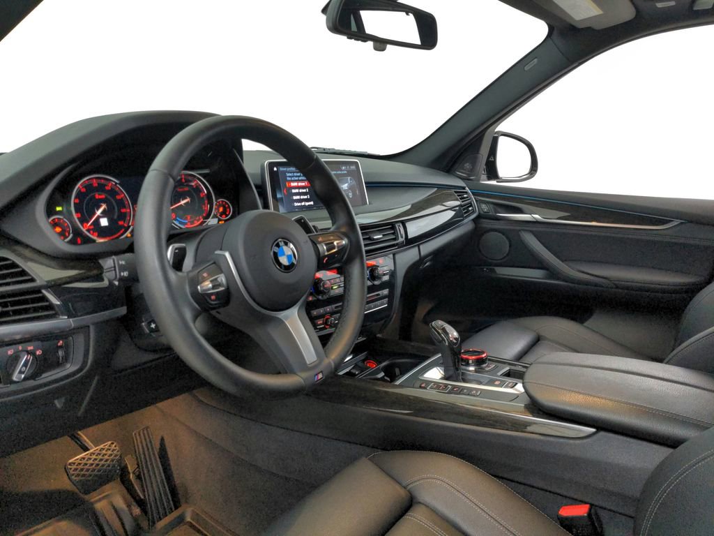 Used 2018 BMW X5 xDrive50i AWD/4WD image 25