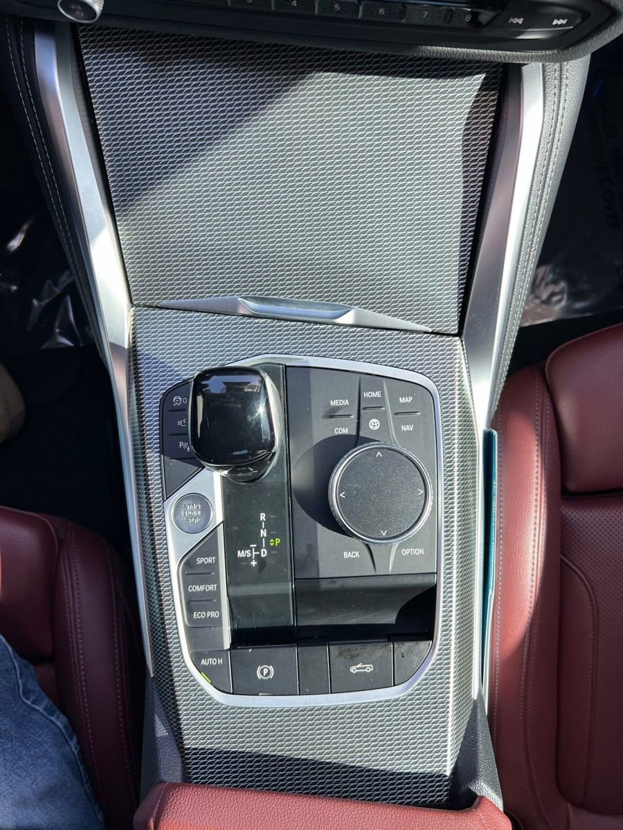 Used 2022 BMW M440i Convertible image 43