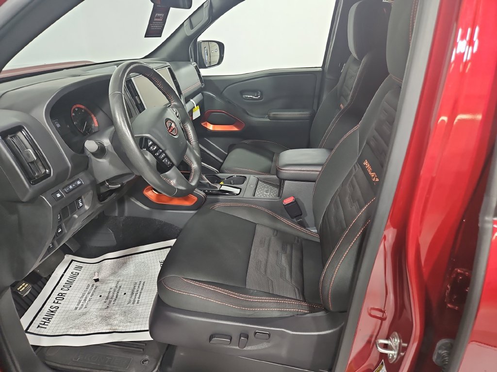 Certified 2025 Nissan Frontier PRO-4X w/ Pro Convenience Package AWD/4WD image 11