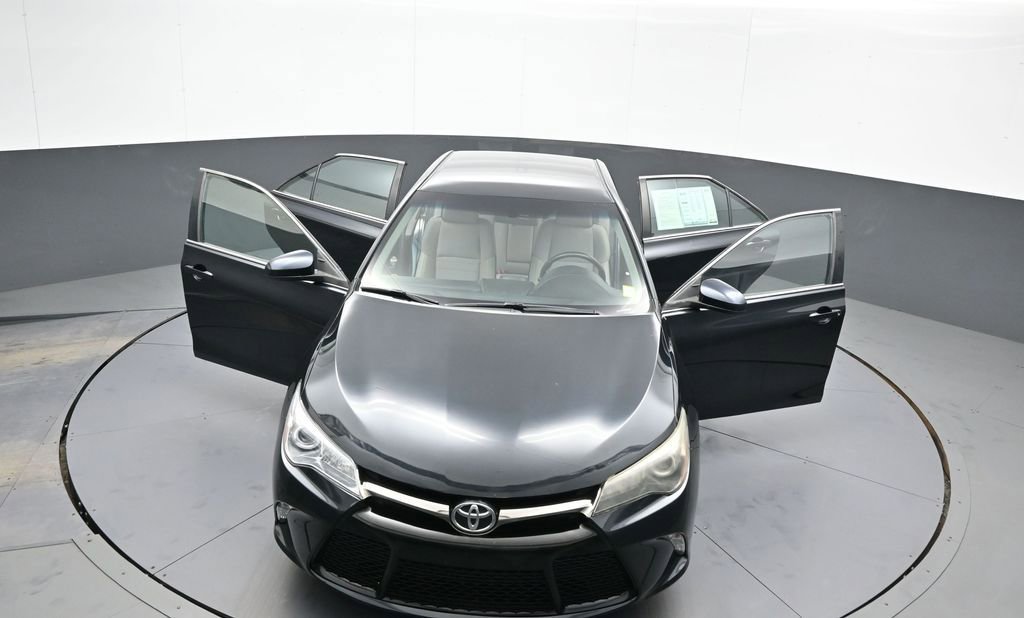 Used 2016 Toyota Camry SE image 44