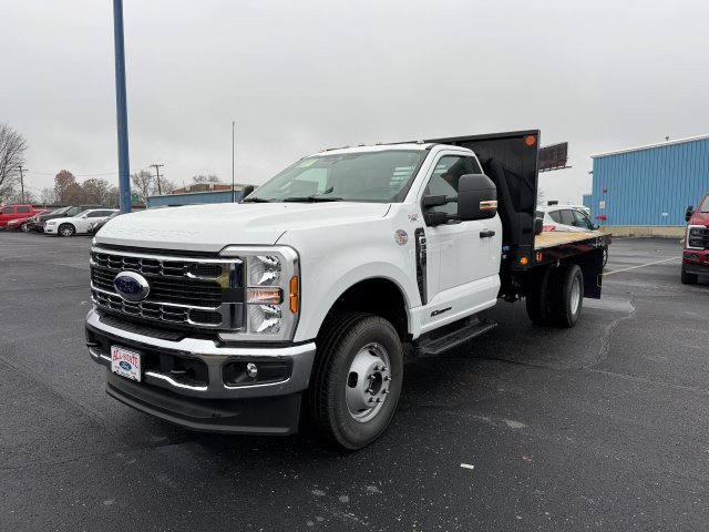 New 2025 Ford F350 XL w/ XL Chrome Package AWD/4WD image 4