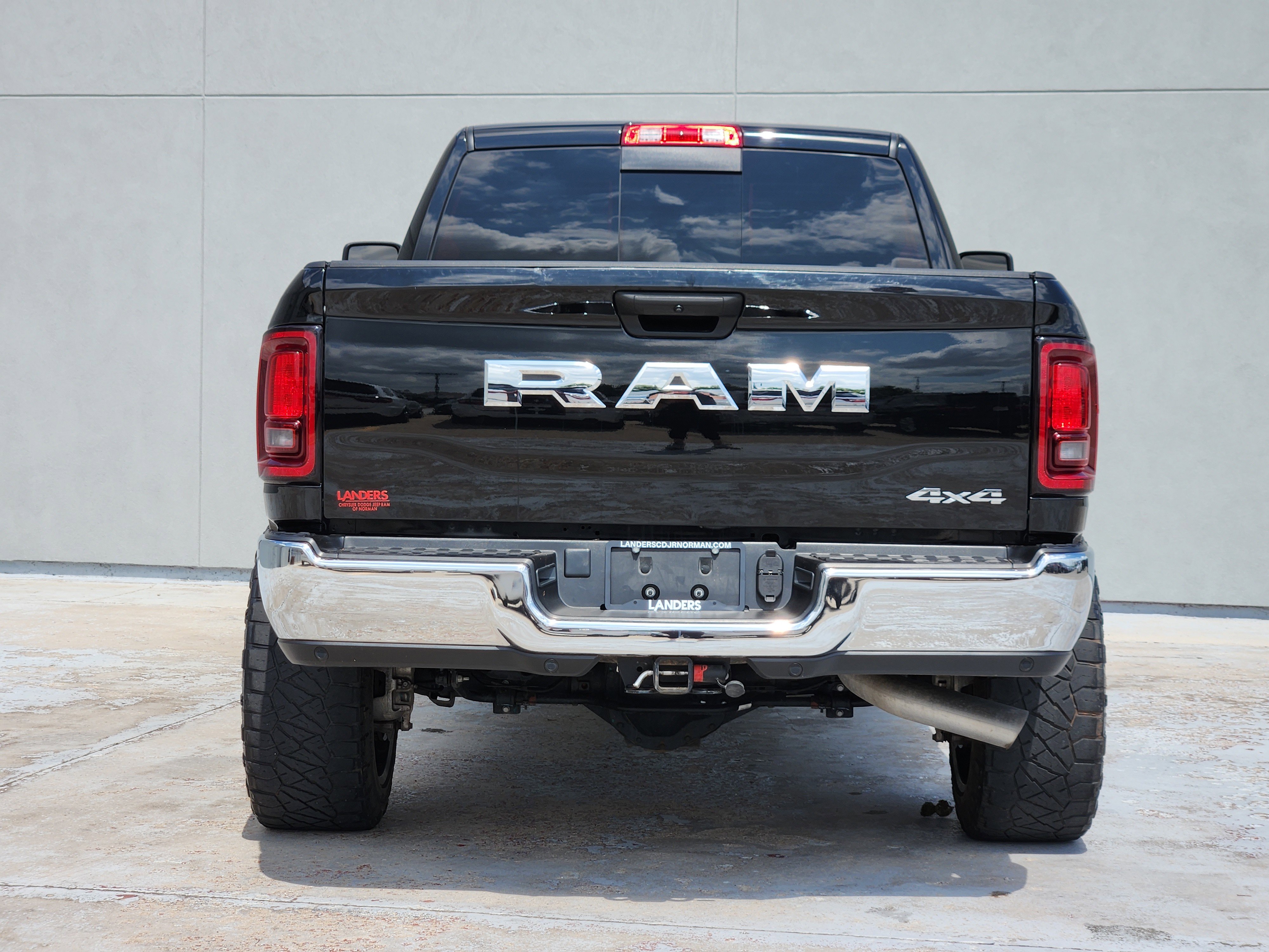 Used 2025 RAM 2500 Tradesman AWD/4WD image 7