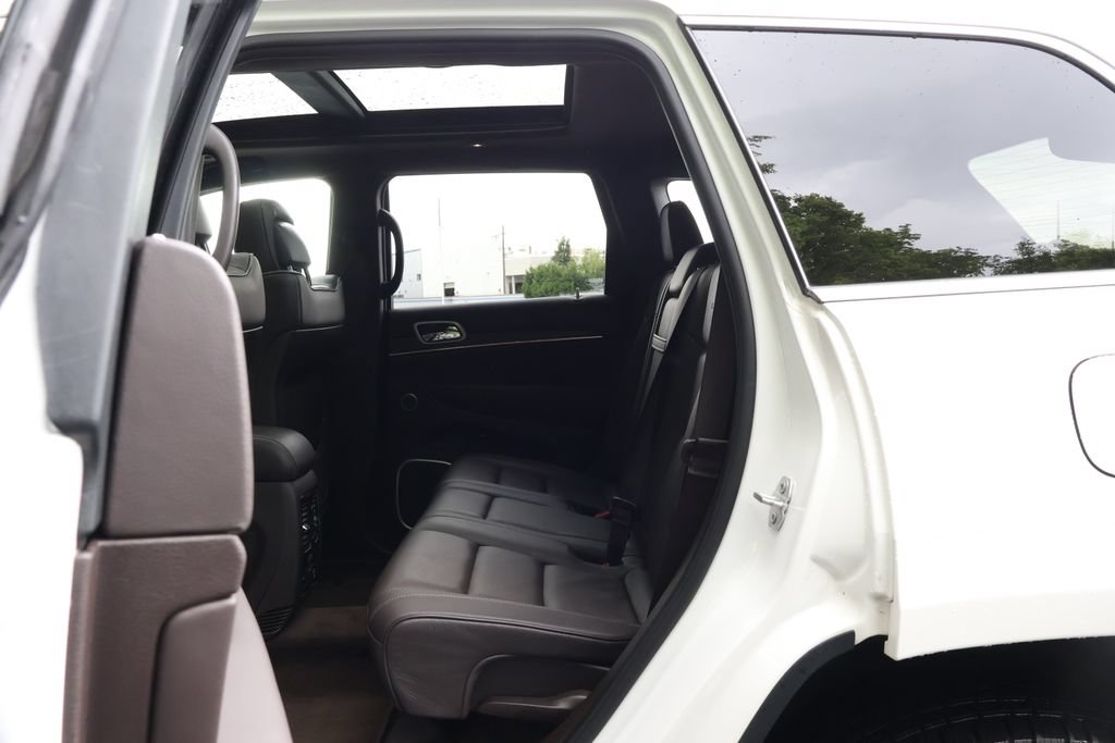 Used 2018 Jeep Grand Cherokee Summit w/ Platinum Series Group AWD/4WD image 45
