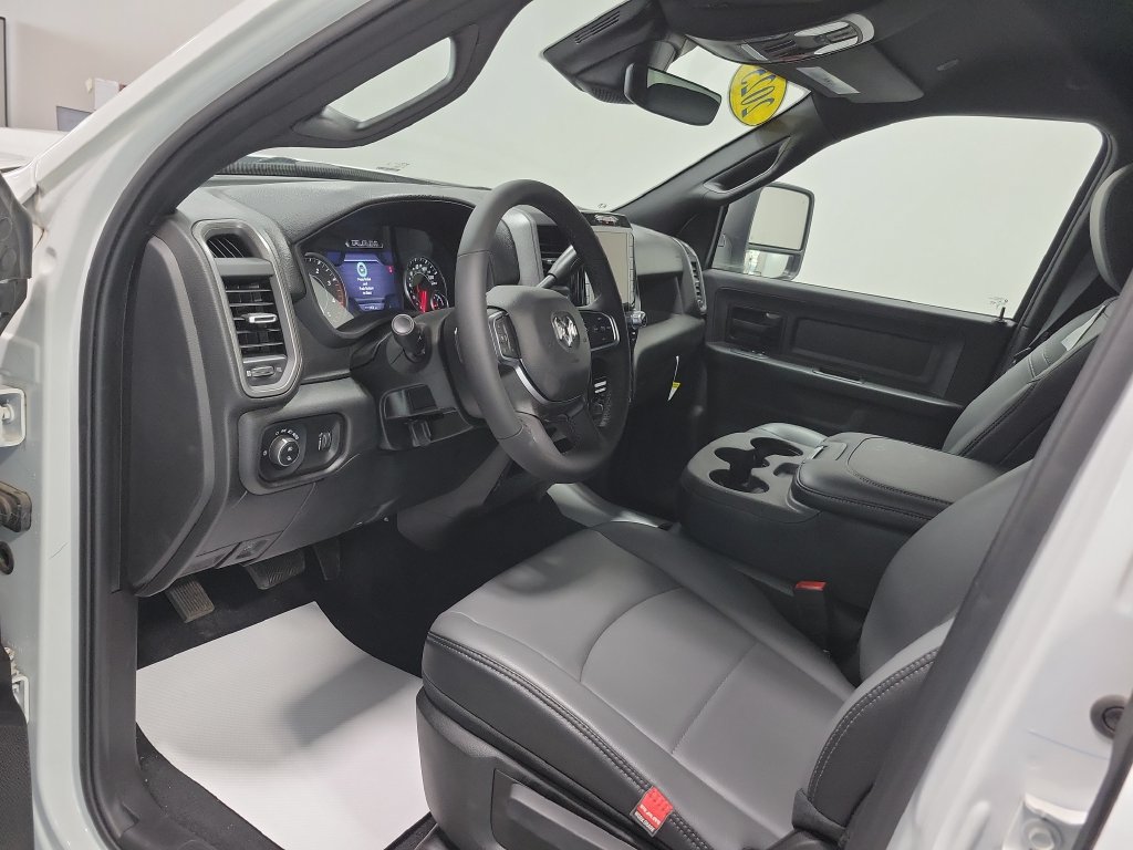 Used 2025 RAM 2500 Tradesman w/ Safety Group AWD/4WD image 32