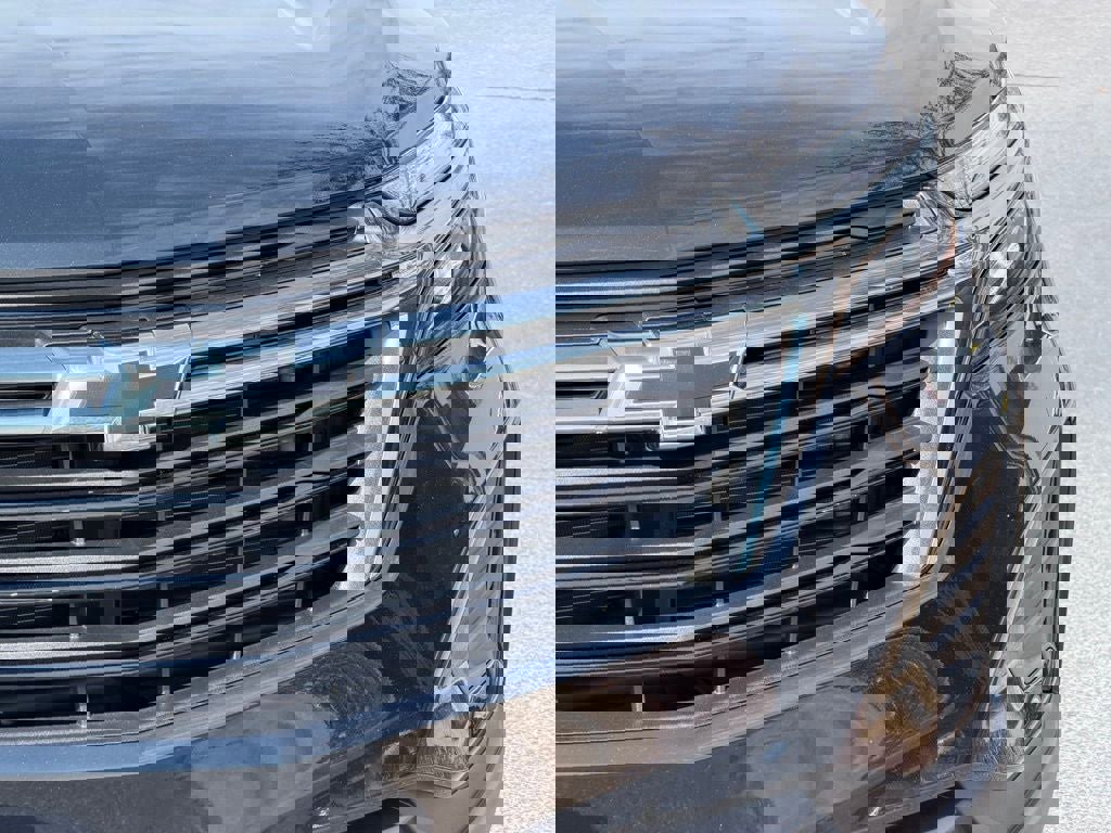 Used 2024 Chevrolet Equinox LS w/ LS Convenience Package image 18