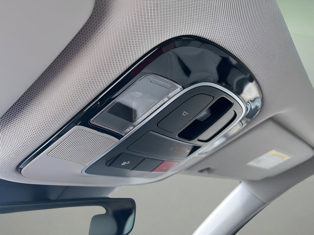 Used 2025 Hyundai Tucson Limited image 40