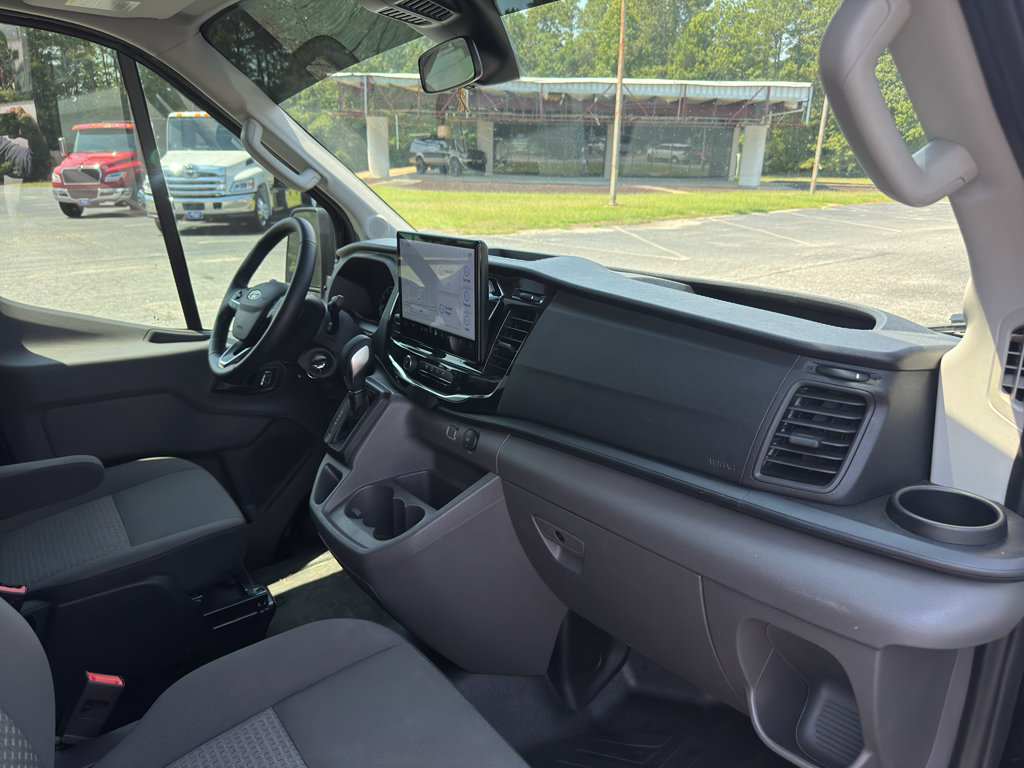 Used 2024 Ford Transit 350 XLT RWD image 24