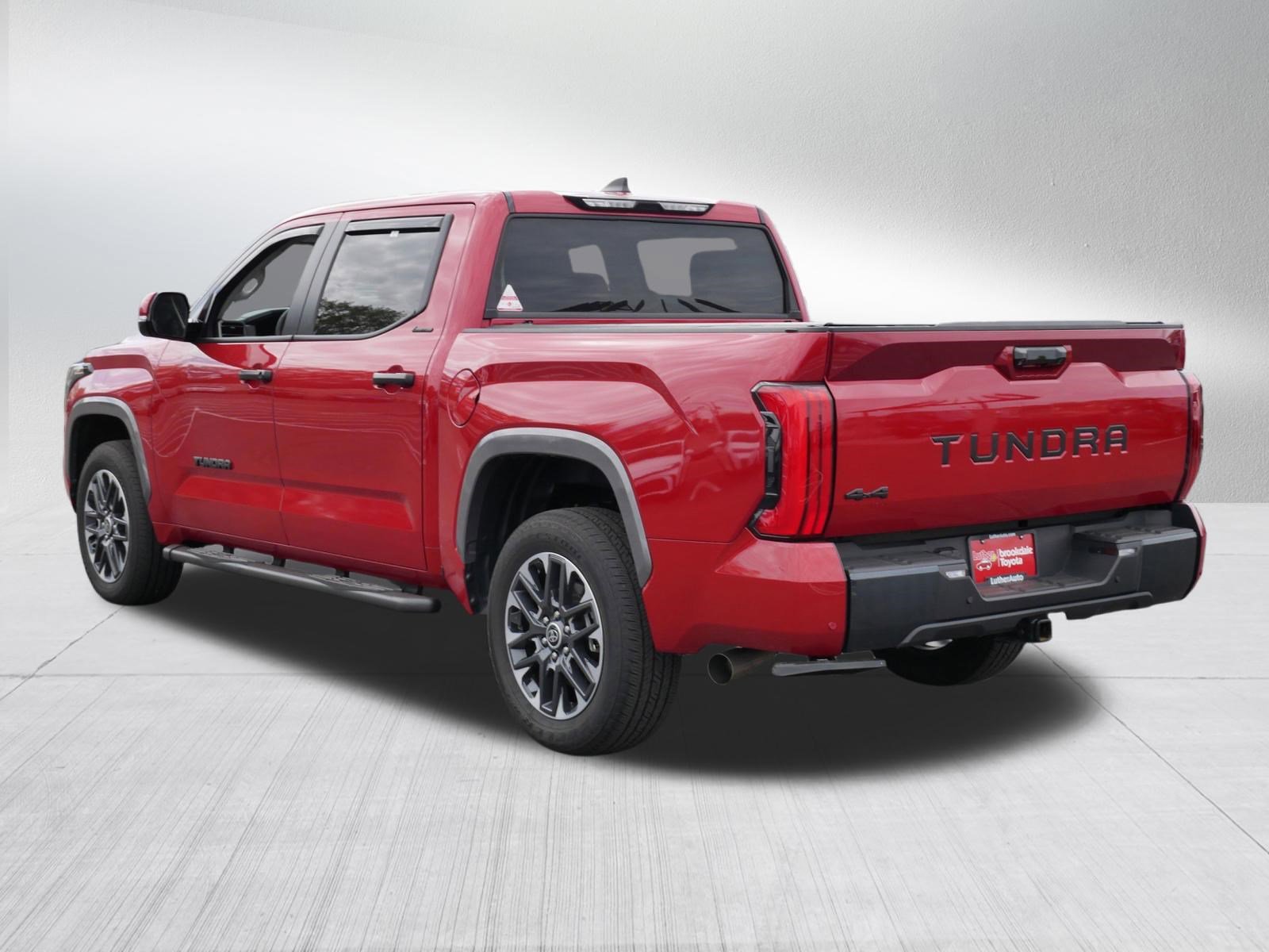 Used 2024 Toyota Tundra Limited w/ Power Package AWD/4WD image 5
