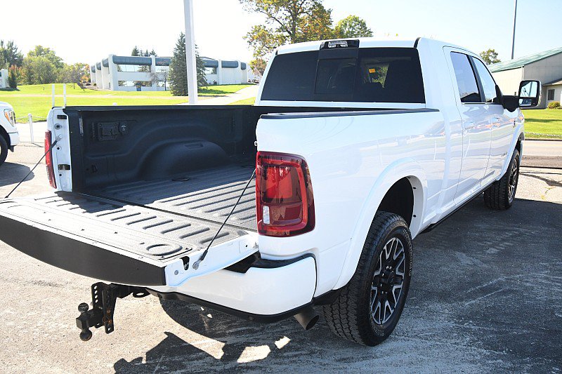 Used 2025 RAM 3500 Longhorn AWD/4WD image 28