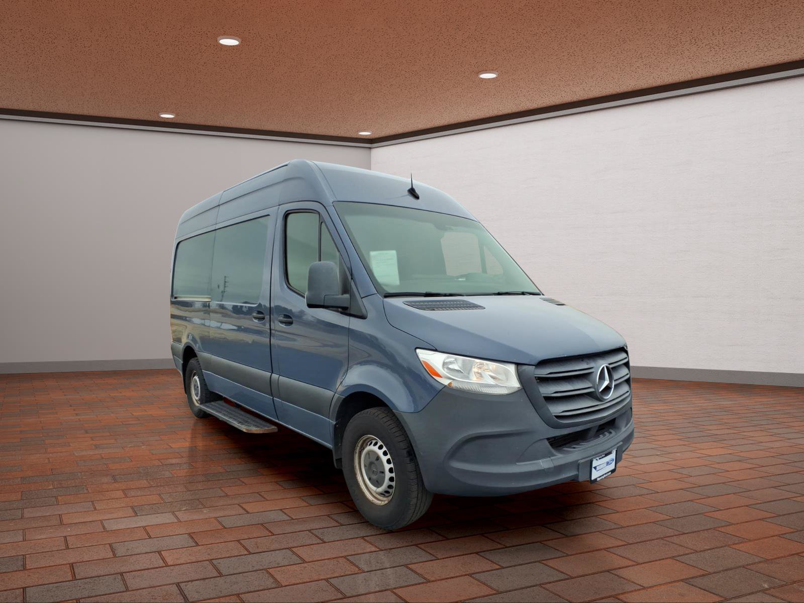Used 2019 Mercedes-Benz Sprinter 144 video 2