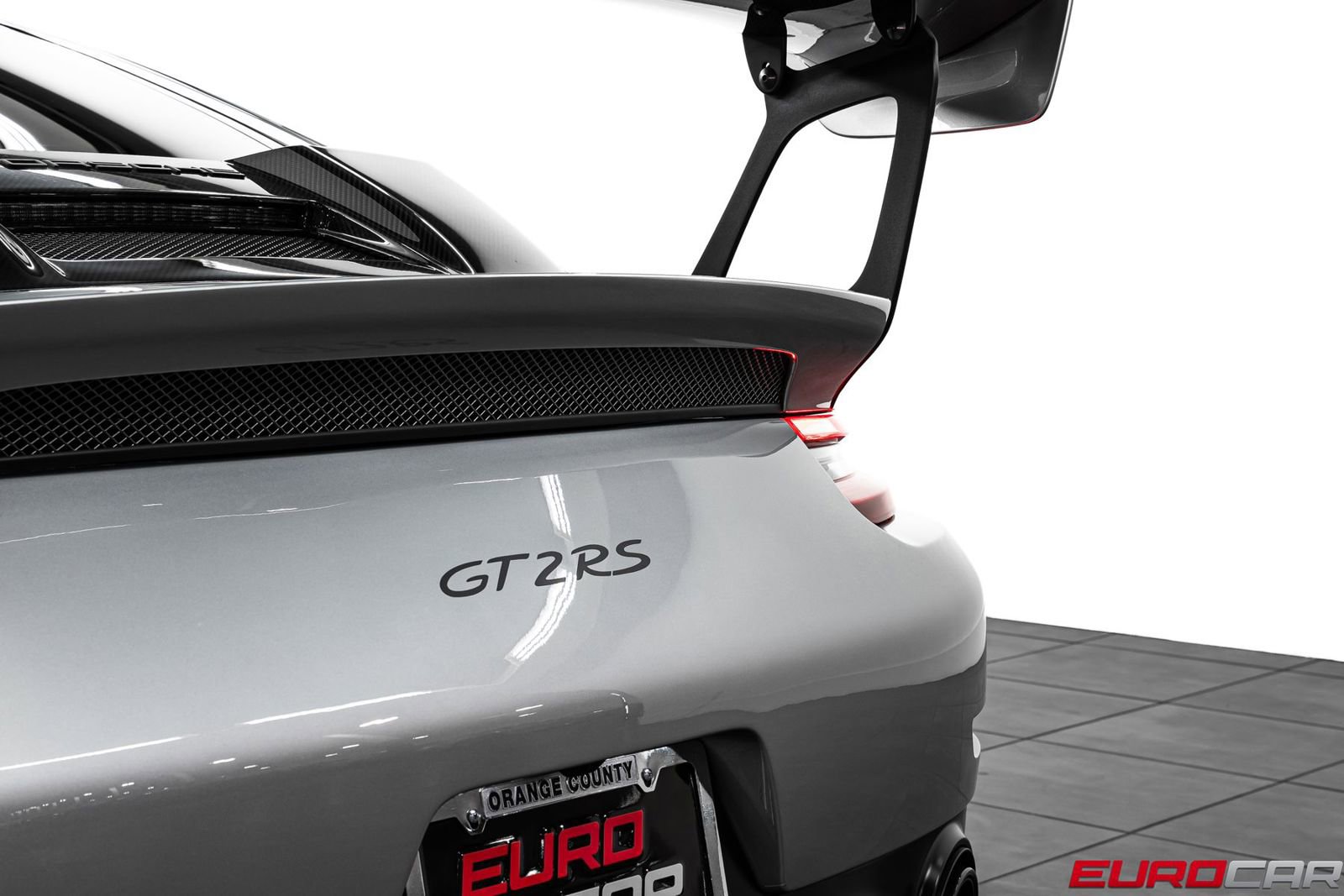 Used 2018 Porsche 911 GT2 RS RWD image 25