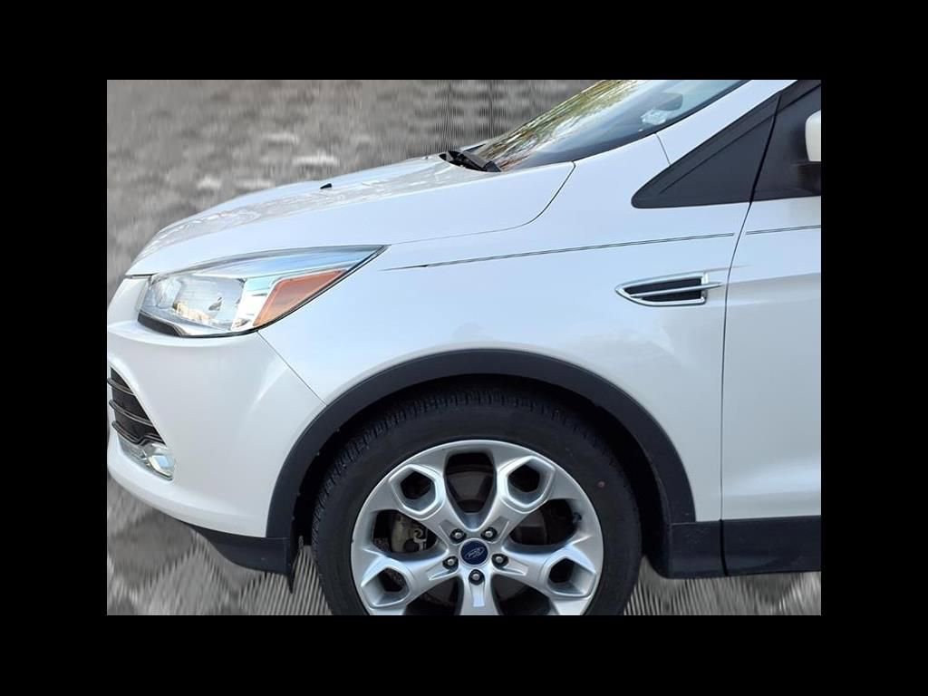 Used 2016 Ford Escape Titanium image 15