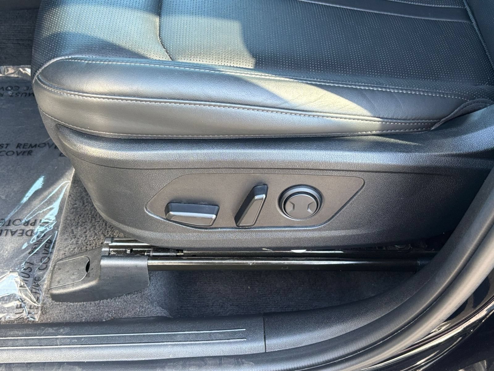 Used 2024 Kia Sorento S AWD/4WD image 18