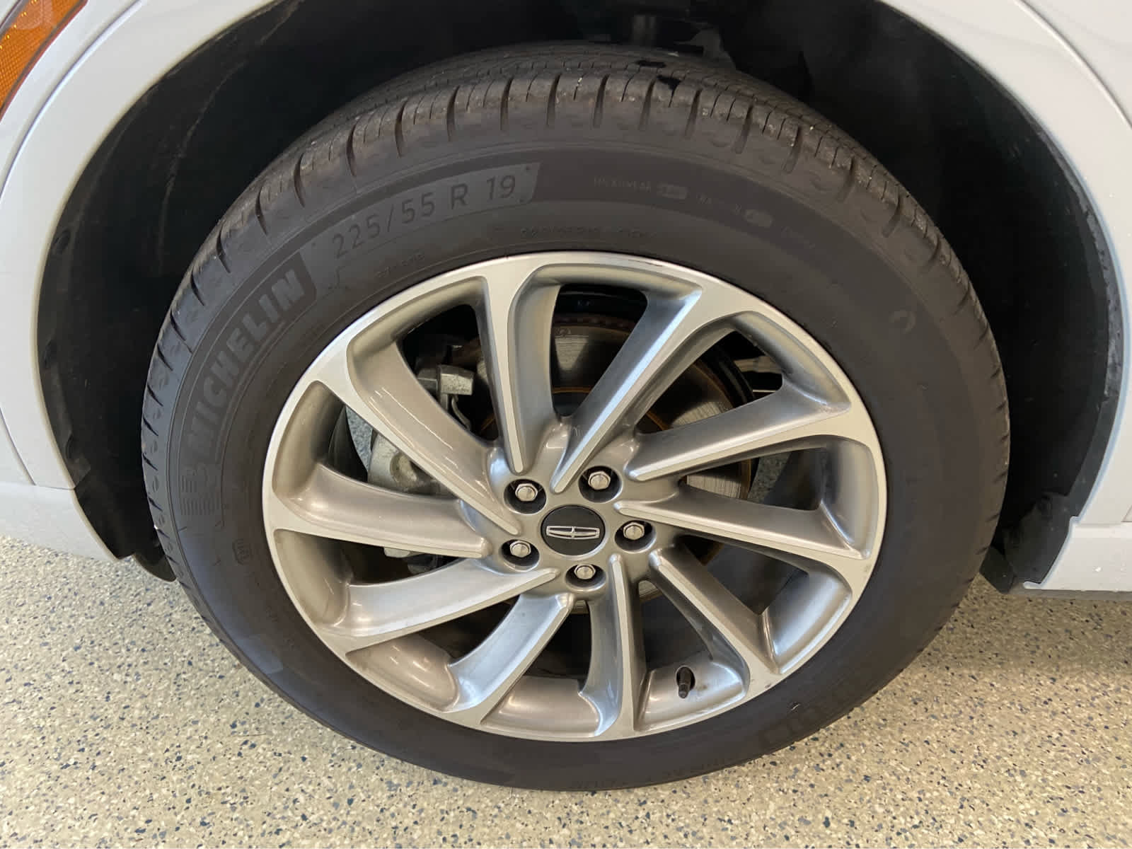 Used 2025 Lincoln Corsair Grand Touring w/ Equipment Group 301A image 12