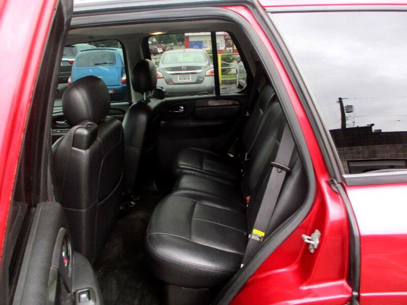 Used 2005 GMC Envoy SLE image 9