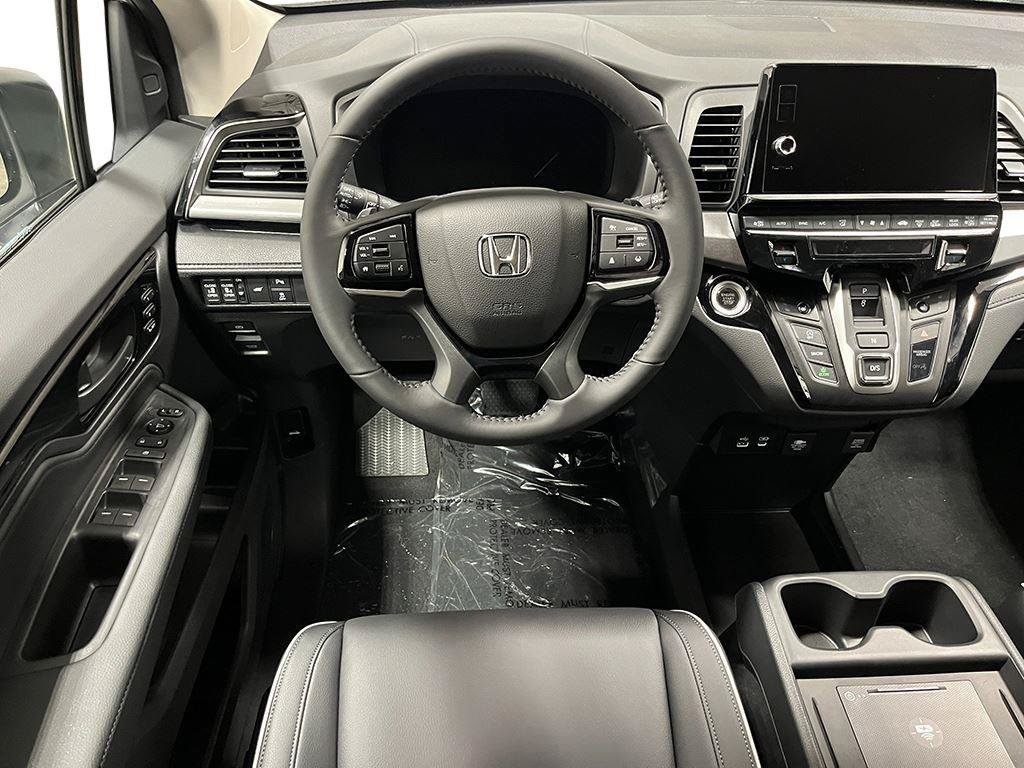 New 2026 Honda Odyssey Touring image 25