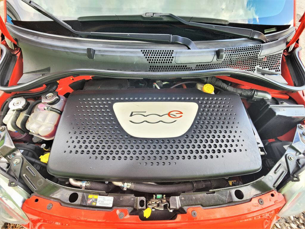 Used 2014 FIAT 500 e image 18