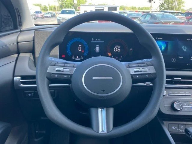 New 2025 Hyundai Tucson SE image 25