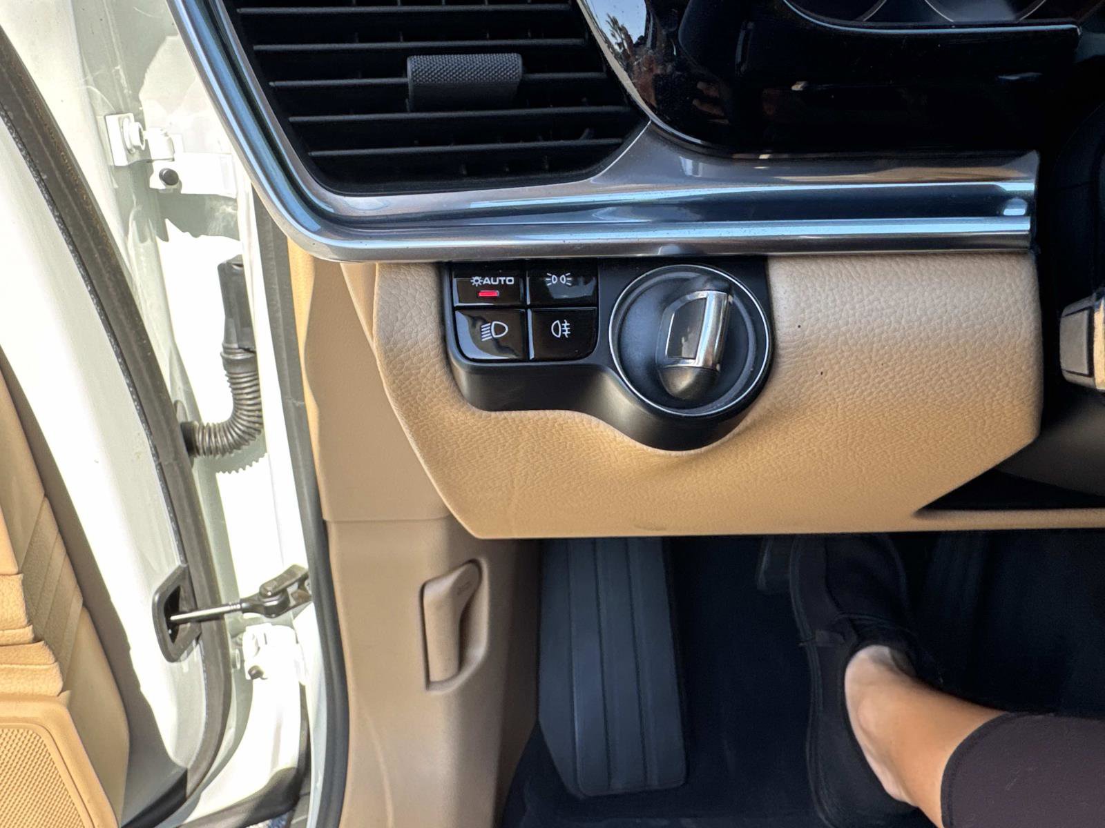 Used 2019 Porsche Panamera 4 image 31