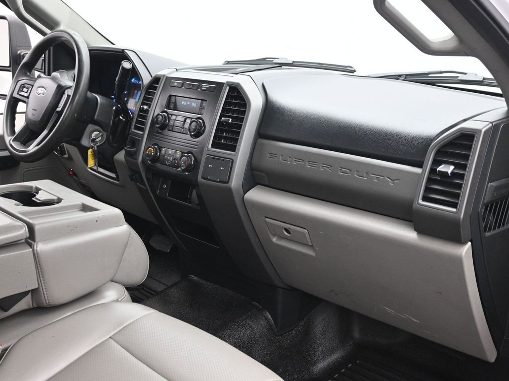 Used 2019 Ford F450 XL image 18