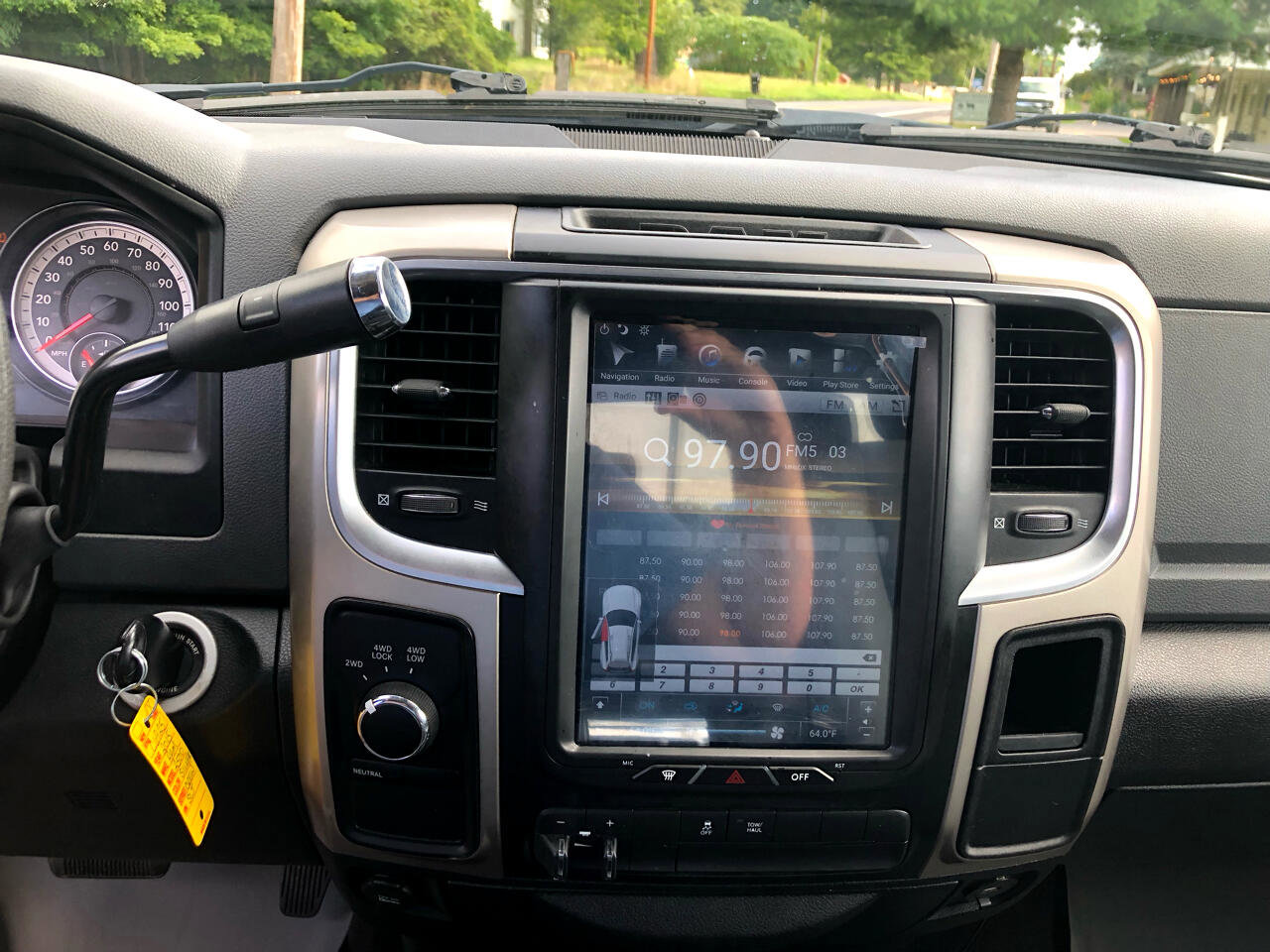 Used 2015 RAM 2500 SLT image 32