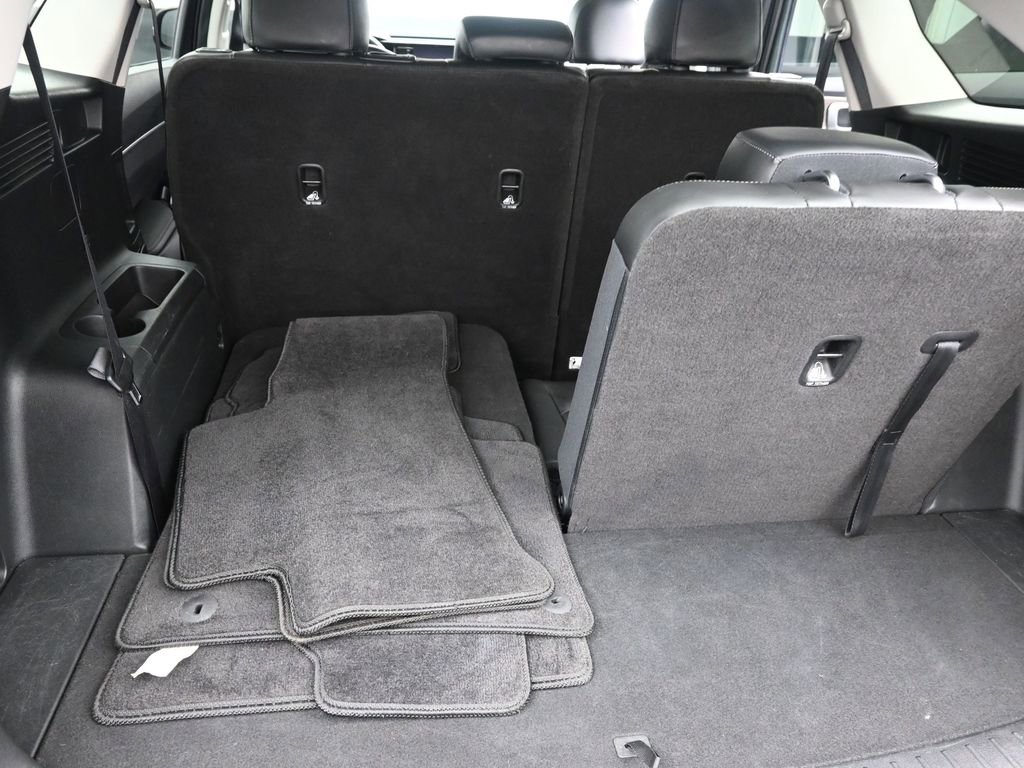 Used 2023 Kia Sorento S w/ Panoramic Sunroof Package image 13