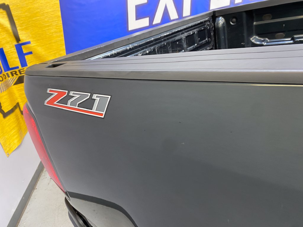 Used 2018 Chevrolet Colorado Z71 RWD image 16