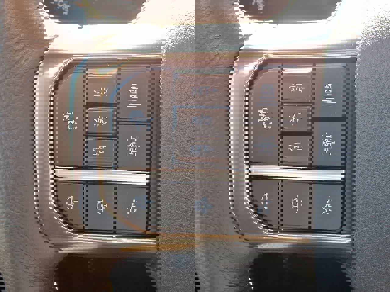 Used 2026 Ford F350 King Ranch w/ Tremor Off-Road Package image 23