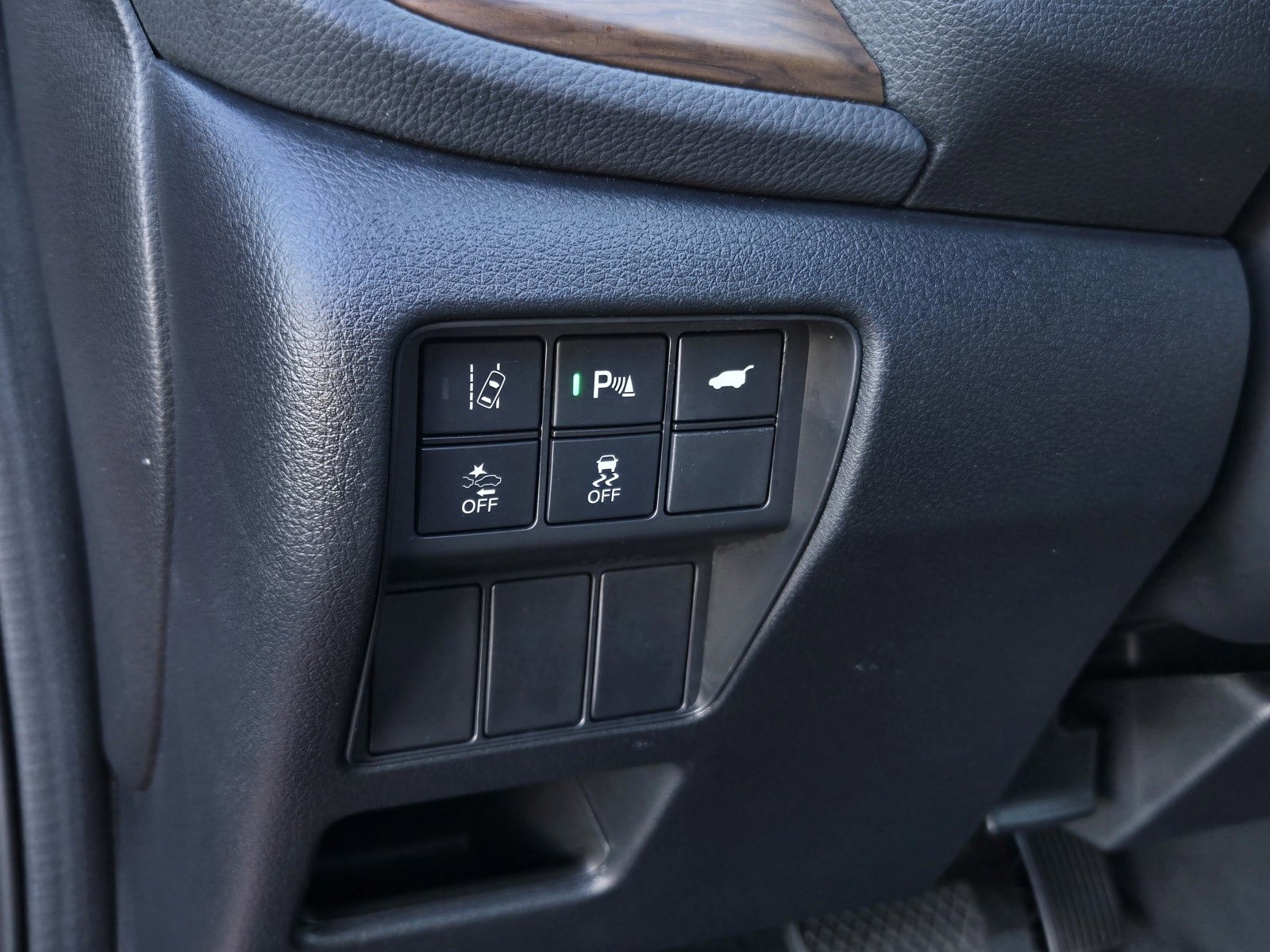 Used 2022 Honda CR-V Touring image 18