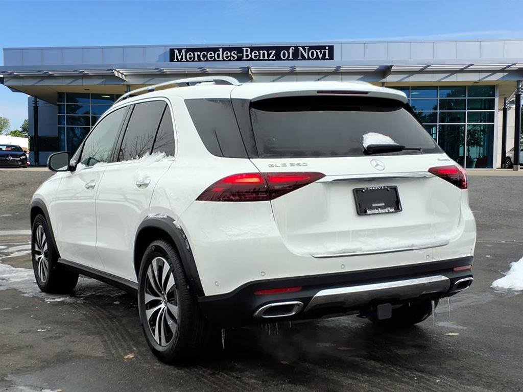 Certified 2025 Mercedes-Benz GLE 350 4MATIC image 3
