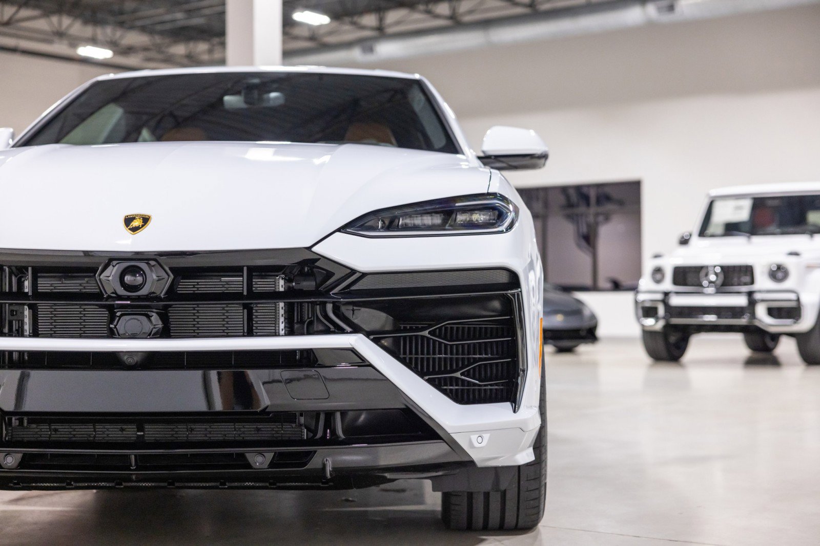 Used 2025 Lamborghini Urus SE image 20