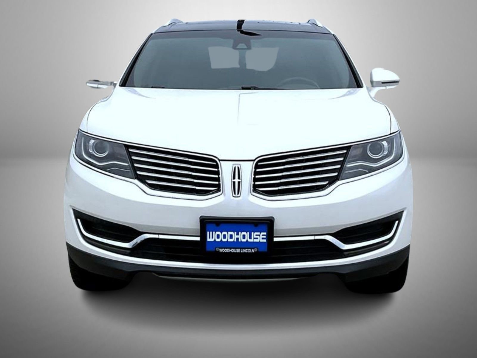 Used 2016 Lincoln MKX Reserve w/ Driver Assistance Package image 2