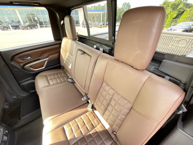 Used 2023 Nissan Titan Platinum Reserve w/ Moonroof Package RWD image 17