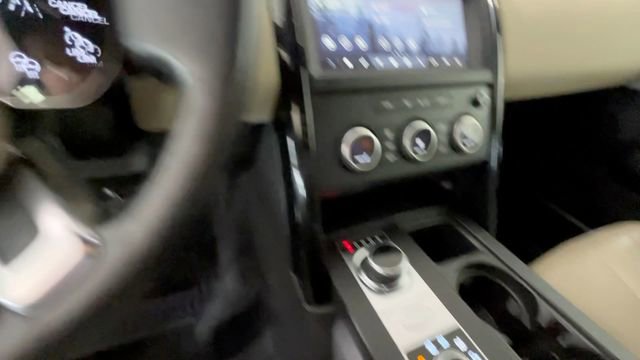 Used 2020 Land Rover Discovery SE AWD/4WD image 28