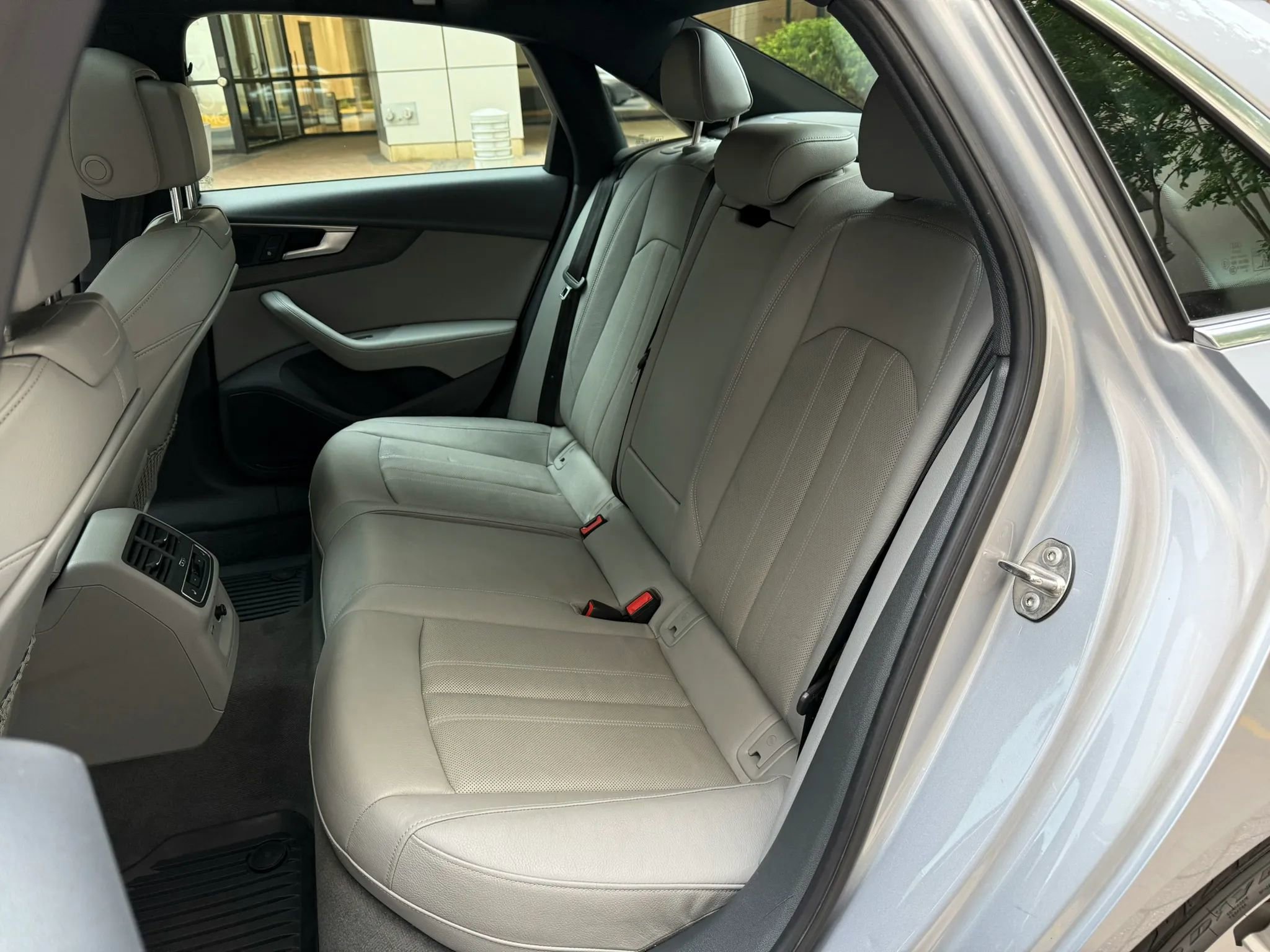 Used 2019 Audi A4 2.0T Premium Plus w/ Premium Plus Package AWD/4WD image 41