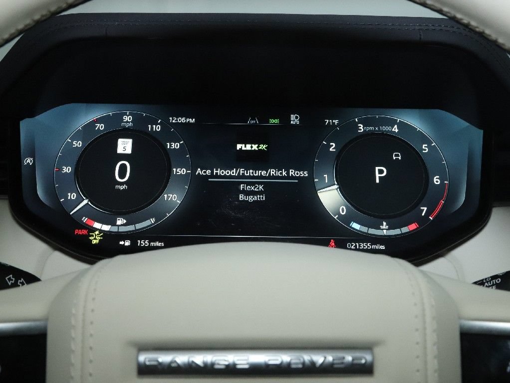 Used 2025 Land Rover Range Rover SE AWD/4WD image 21