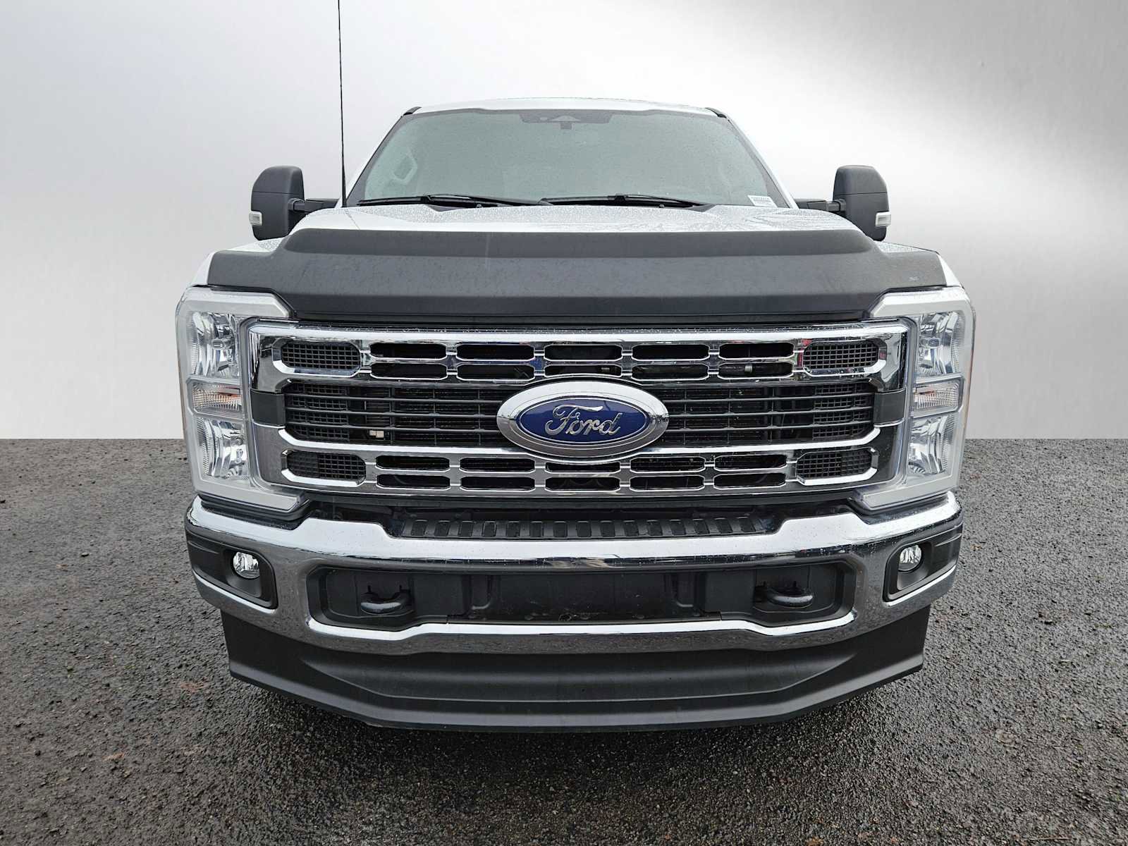 Used 2023 Ford F350 XLT w/ FX4 Off-Road Package image 8