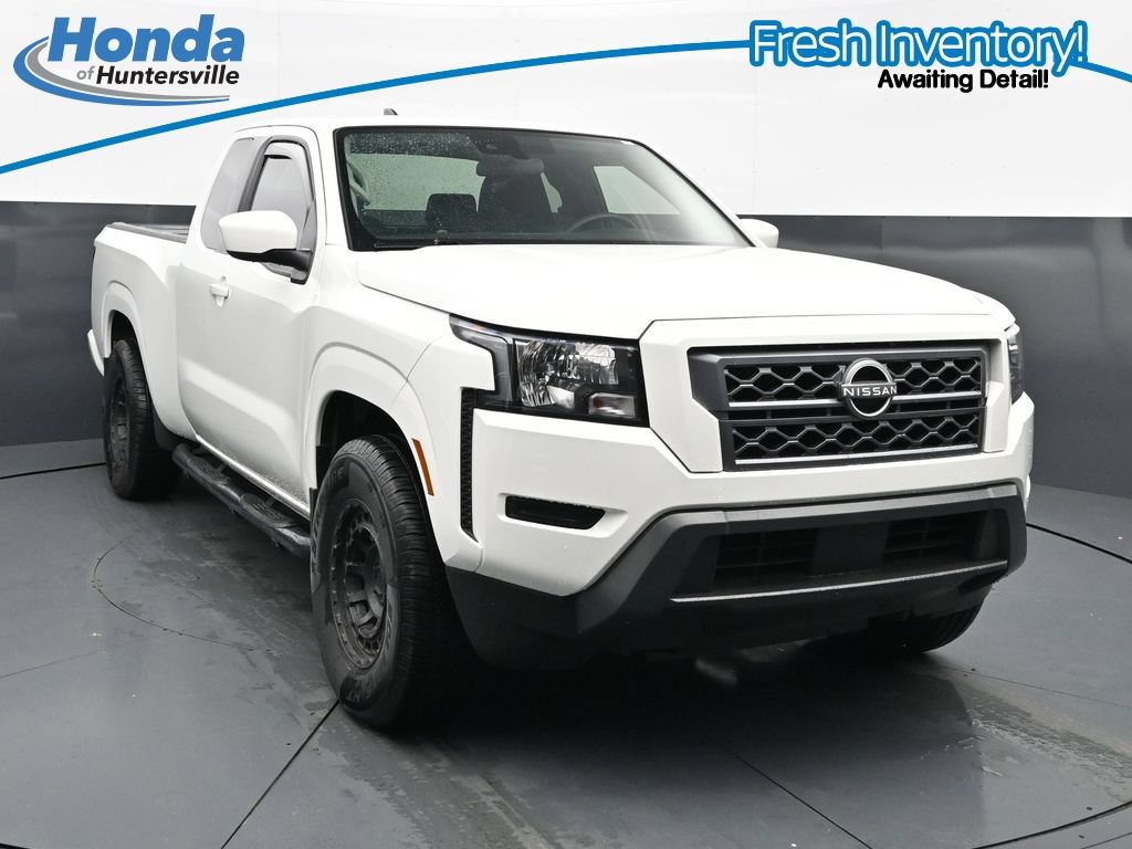 Used 2024 Nissan Frontier SV