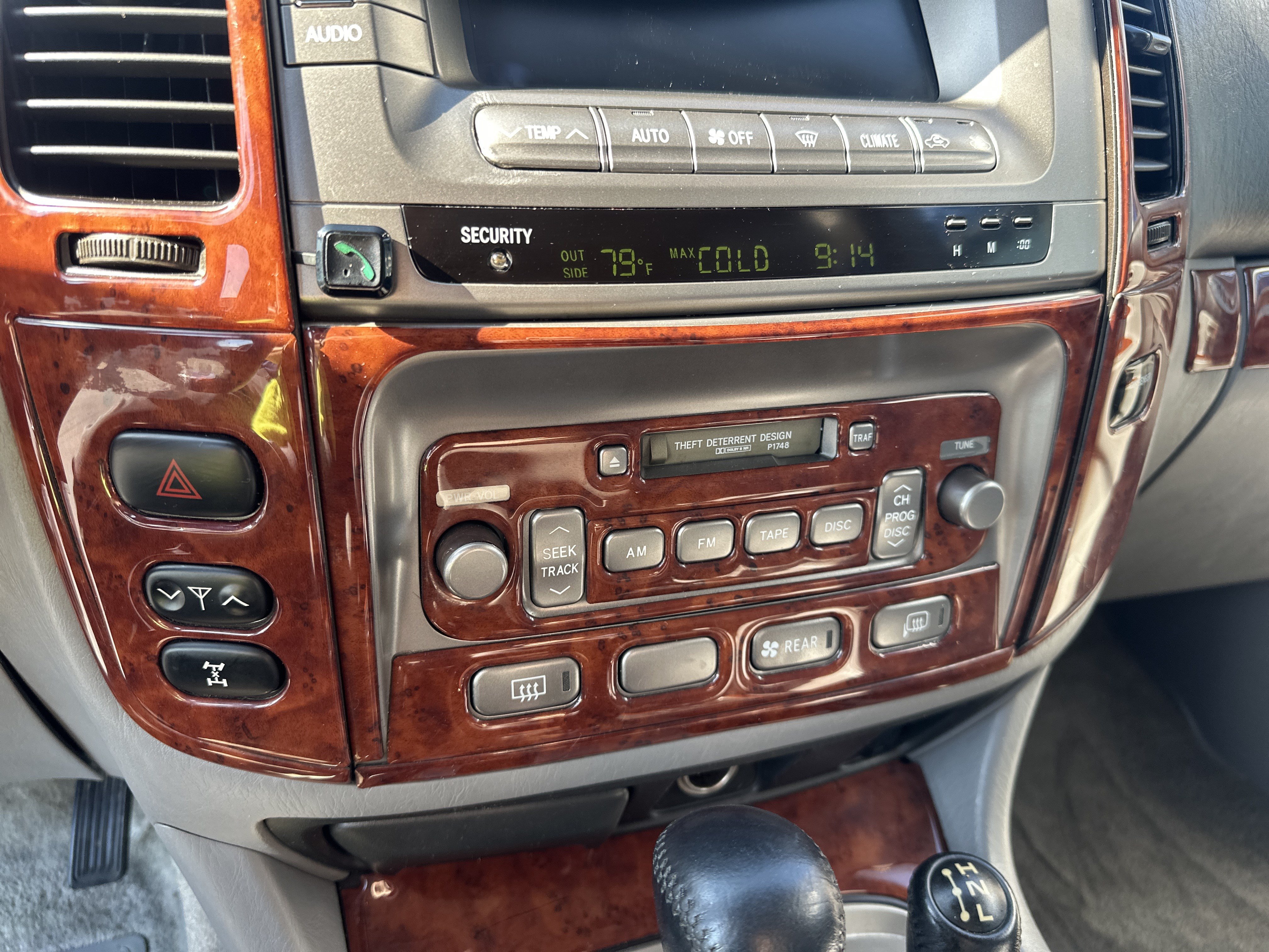 Used 2003 Toyota Land Cruiser AWD/4WD image 18