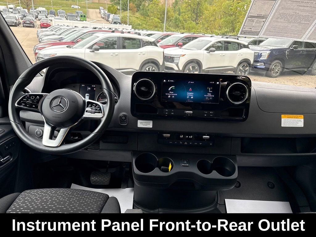 Used 2024 Mercedes-Benz Sprinter 3500 image 12