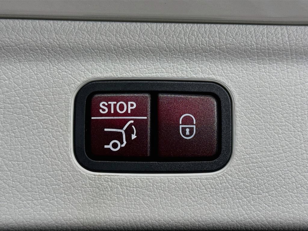 Used 2023 Mercedes-Benz EQE 350+ SUV w/ Exclusive Trim Package image 35