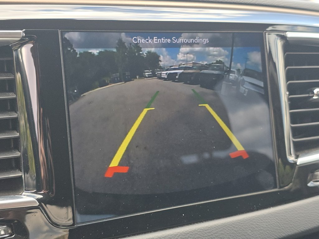 Used 2018 Chrysler Pacifica Touring-L Plus FWD image 28