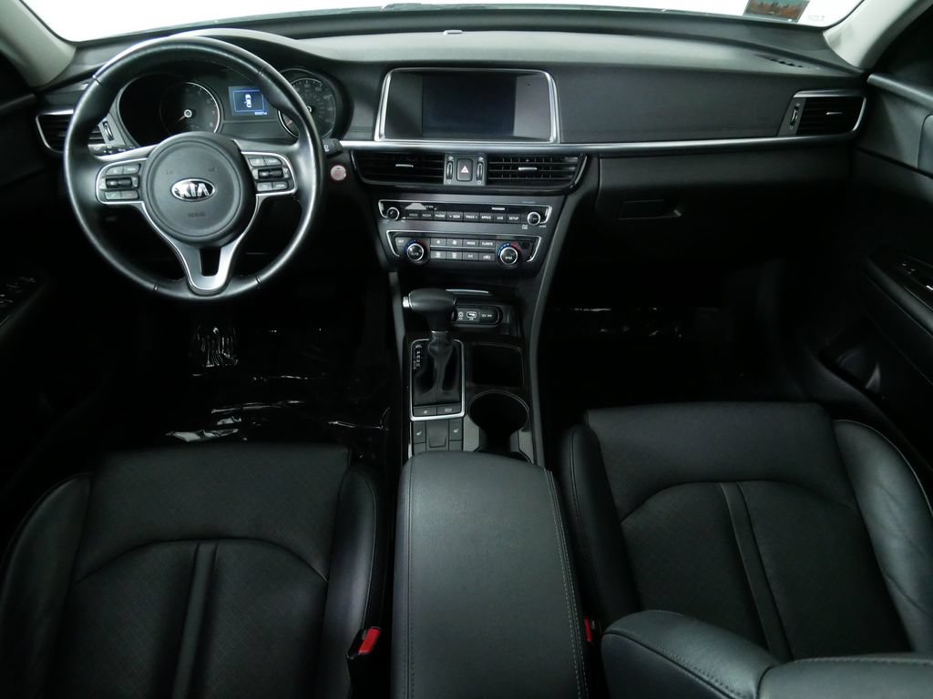Used 2017 Kia Optima EX FWD image 19
