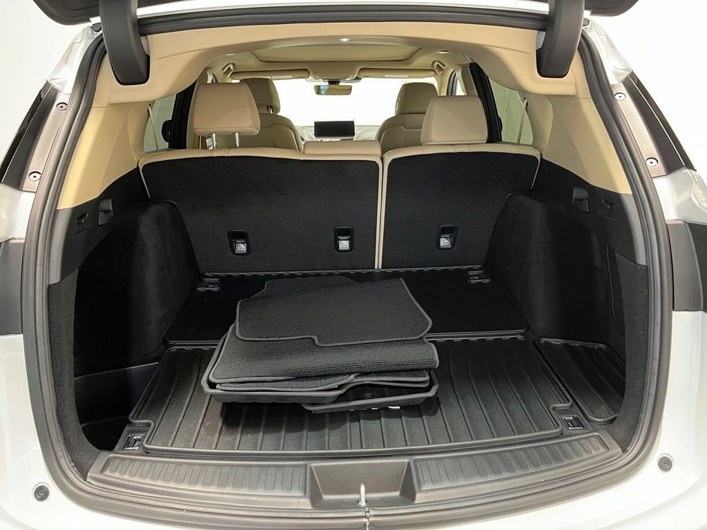 Used 2024 Acura RDX SH-AWD image 19