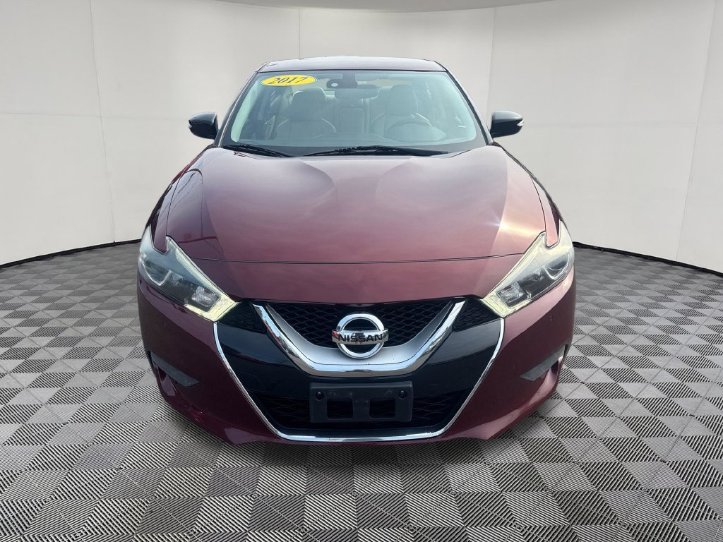 Used 2017 Nissan Maxima 3.5 SV w/ Interior Lighting Package FWD image 9