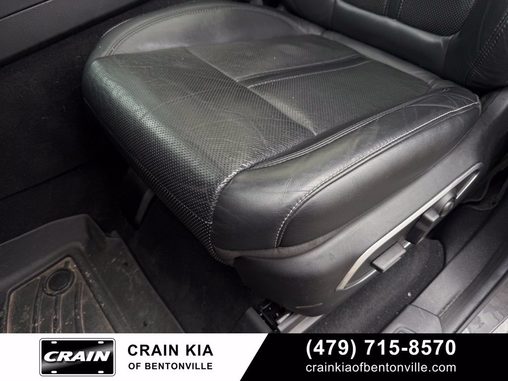 Used 2022 Jeep Wagoneer Series III w/ Premium Group I AWD/4WD image 23